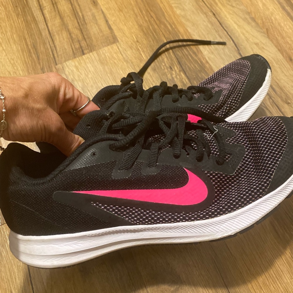 Great condition Womens sneakers